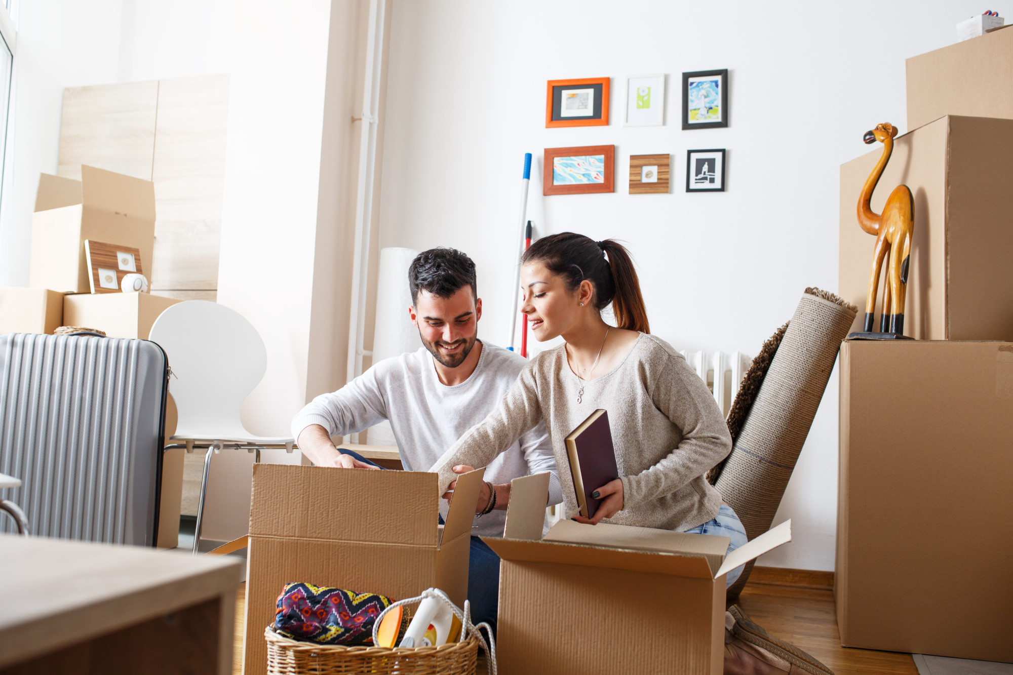 A Step-by-Step Guide For the New Home Owner What to Expect When Buying Your First House